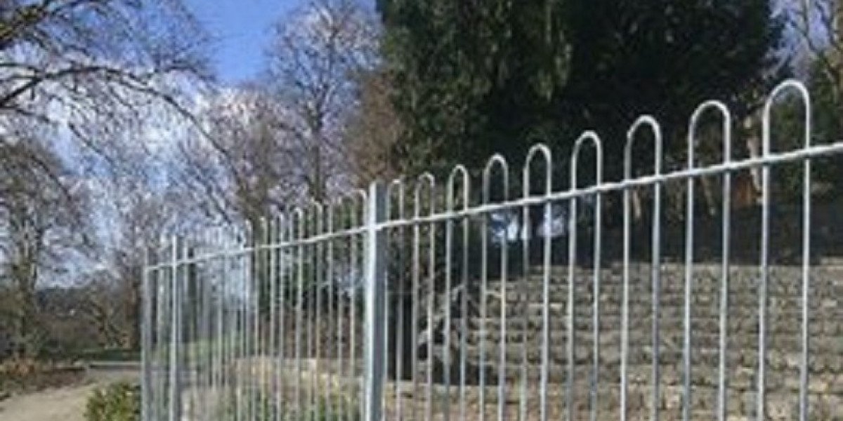 Beautify Your Property with Fencing in Beckenham - Get Started Now